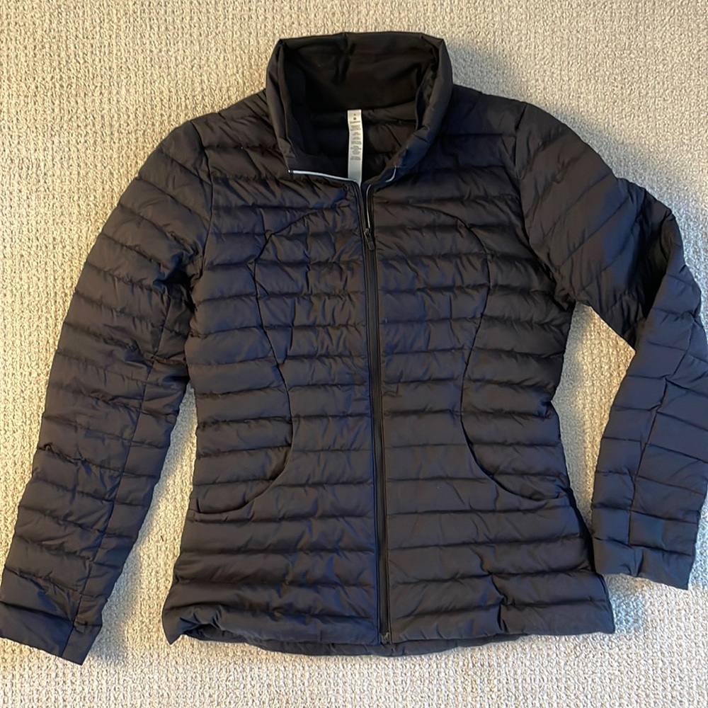 Lululemon Pack It Down Black jacket, size 8